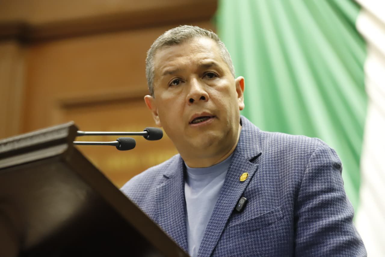 Juan Carlos Barragán impulsa iniciativa para reconocer al agua como derecho humano fundamental