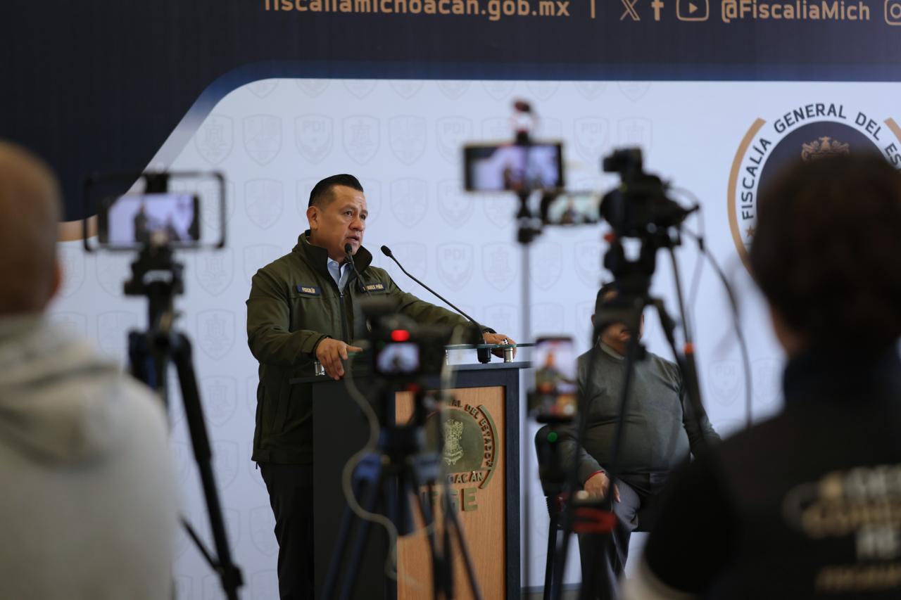 FGE Michoacán ejecuta órdenes de aprehensión contra agentes de Investigación y un policía municipal de Uruapan por presuntos actos ilícitos