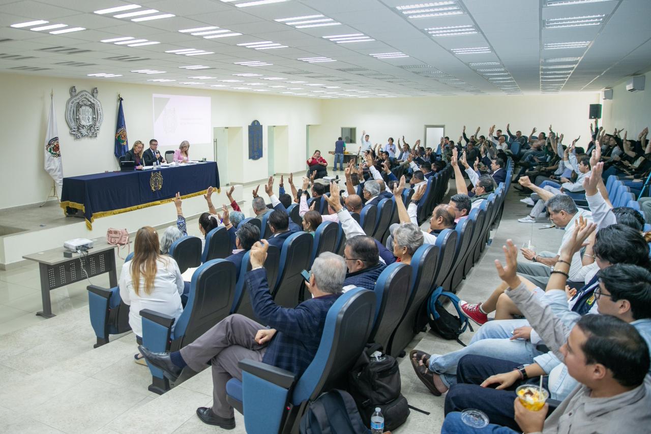 Relevos en cinco dependencias de la UMSNH; sesiona consejo universitario Relevos en cinco dependencias de la UMSNH; sesiona consejo universitario