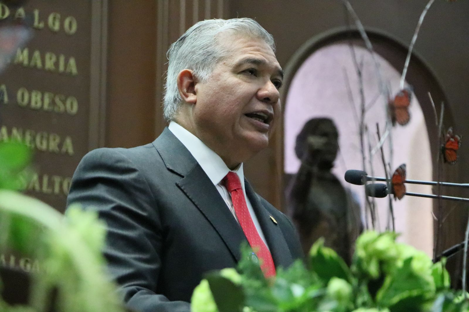 Propone Juan Antonio Magaña de la Mora agravar homicidio en agravio de policías en Michoacán