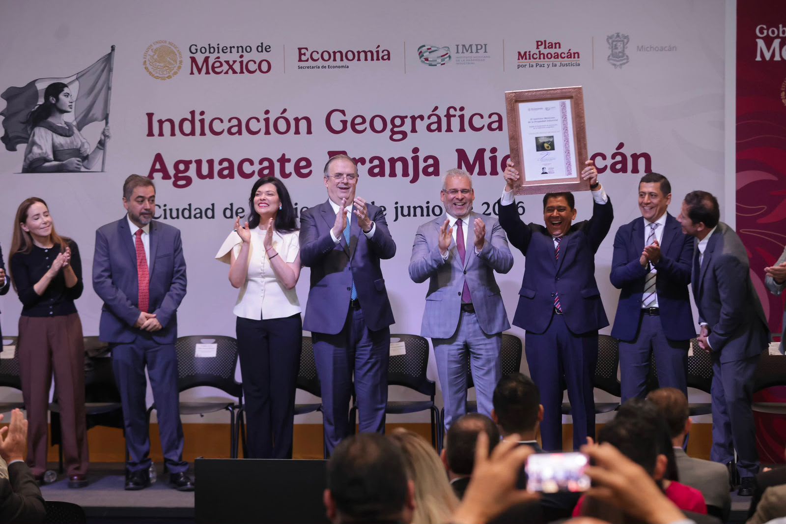 Aguacate michoacano obtiene Indicación Geográfica por IMPI Aguacate michoacano obtiene Indicación Geográfica por IMPI