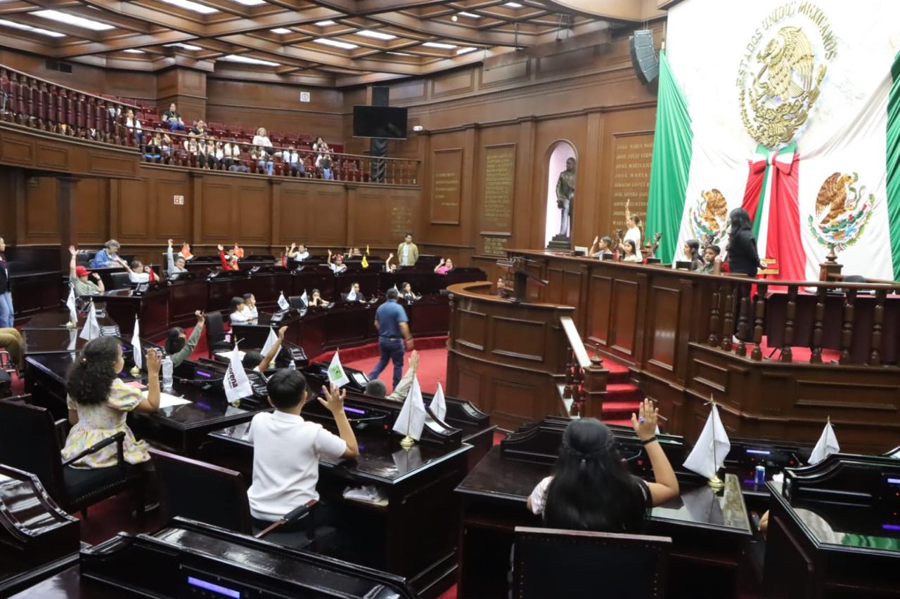 Congreso del Estado recibe a niñas y niños que participarán en el Parlamento Infantil Incluyente 2026 Congreso del Estado recibe a niñas y niños que participarán en el Parlamento Infantil Incluyente 2026