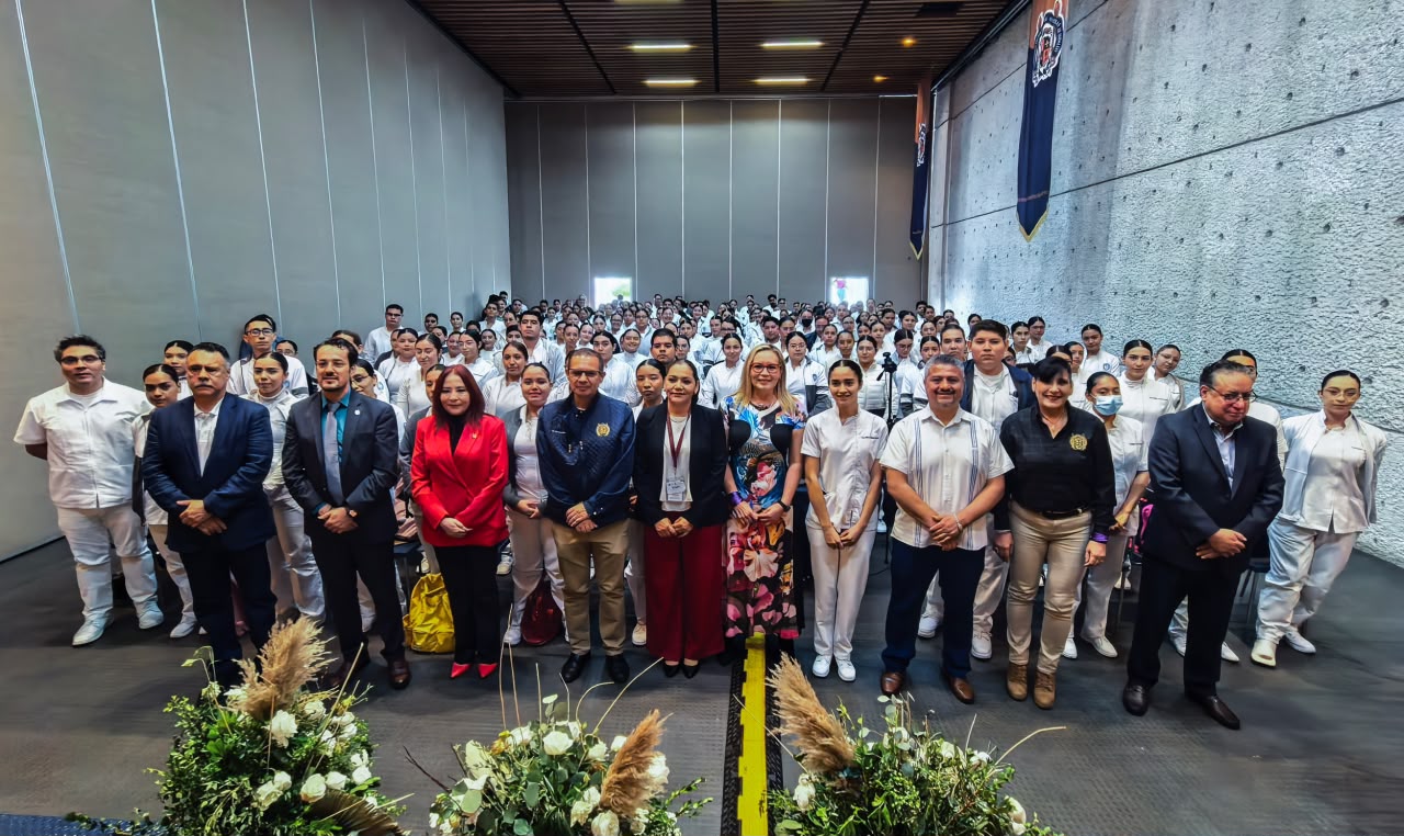 A dejar un legado positivo, convoca Yarabí Ávila a quienes realizan el servicio social como enfermeras y enfermeros