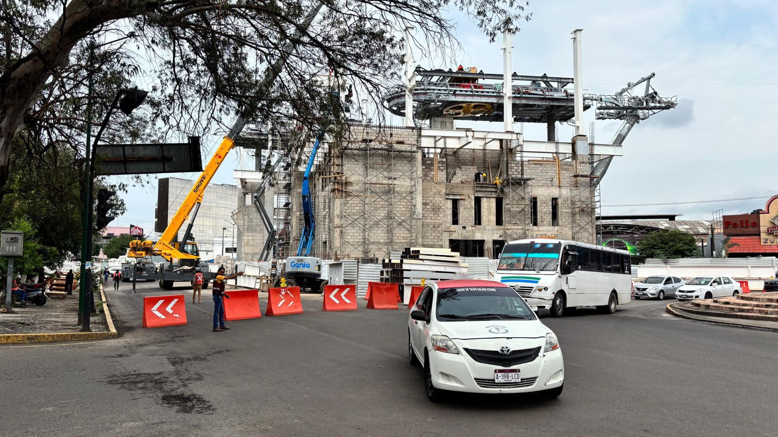 Desvíos en el Monumento por obras del teleférico; conoce los cierres temporales Desvíos en el Monumento por obras del teleférico; conoce los cierres temporales