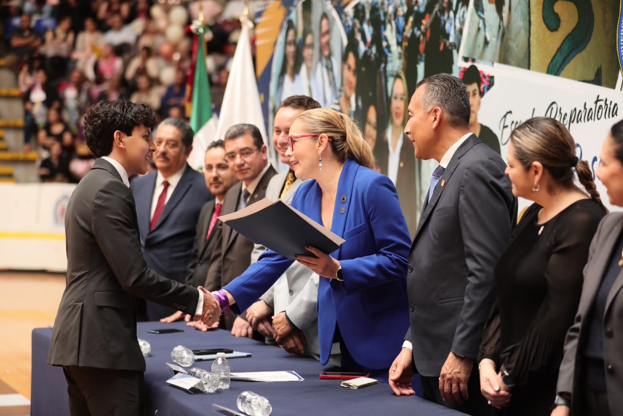 Bachillerato de la UMSNH, se fortalece en beneficio de las y los estudiantes: Yarabí Ávila Bachillerato de la UMSNH, se fortalece en beneficio de las y los estudiantes: Yarabí Ávila