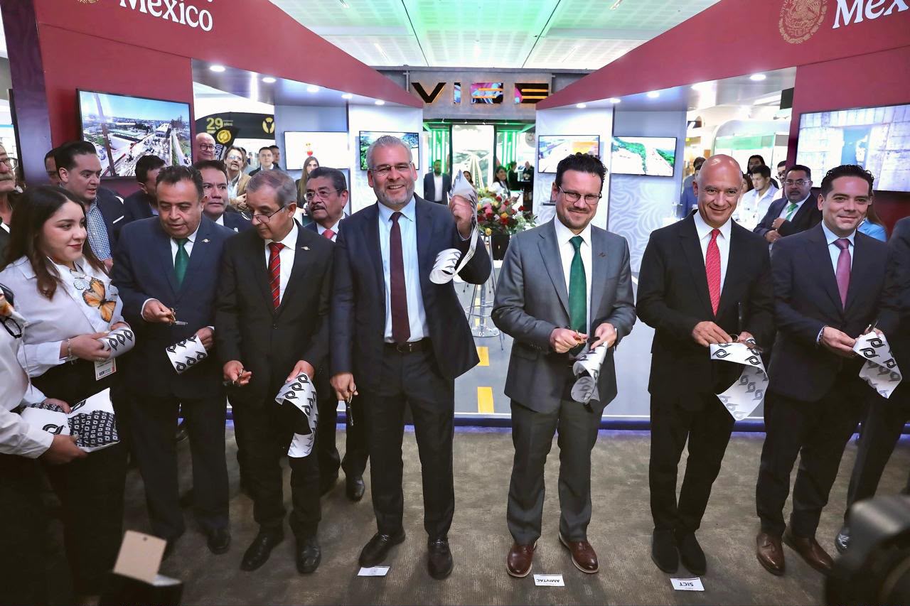 Michoacán alberga la 25ª Reunión de Vías Terrestres; ARB destaca impulso histórico a la infraestructura Michoacán alberga la 25ª Reunión de Vías Terrestres; ARB destaca impulso histórico a la infraestructura