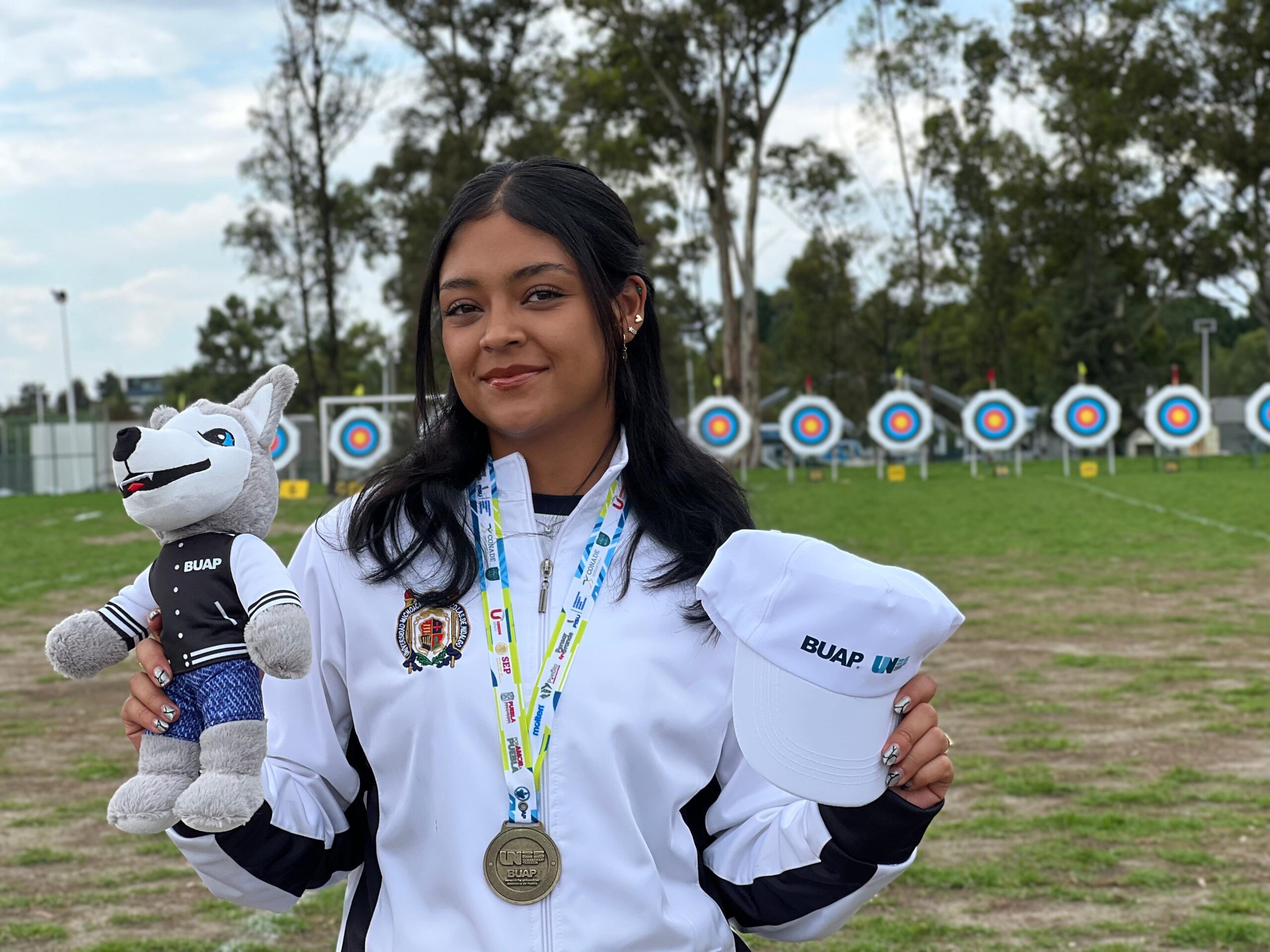 La nicolaita, Sarah Silva, obtuvo dos medallas de oro en Olimpiada Nacional La nicolaita, Sarah Silva, obtuvo dos medallas de oro en Olimpiada Nacional