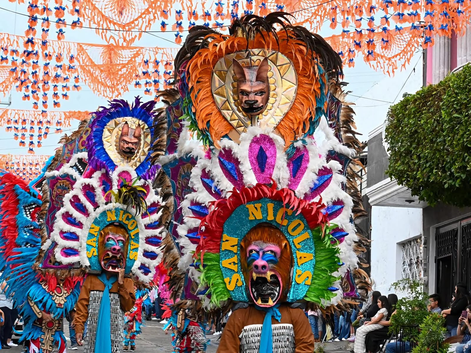 Sahuayo se llena de color y tradición con sus emblemáticas Fiestas Patronales Sahuayo se llena de color y tradición con sus emblemáticas Fiestas Patronales