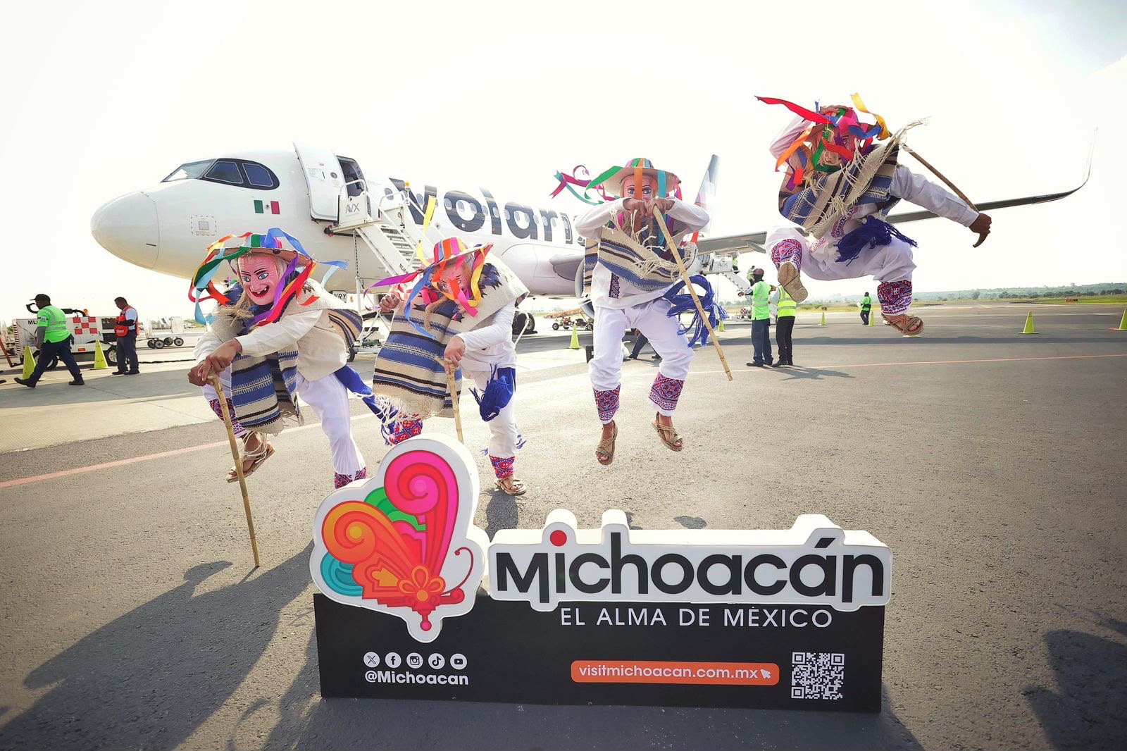 Con 18 conexiones aéreas, Michoacán abre sus puertas al turismo, la cultura y joyas coloniales: ARB Con 18 conexiones aéreas, Michoacán abre sus puertas al turismo, la cultura y joyas coloniales: ARB
