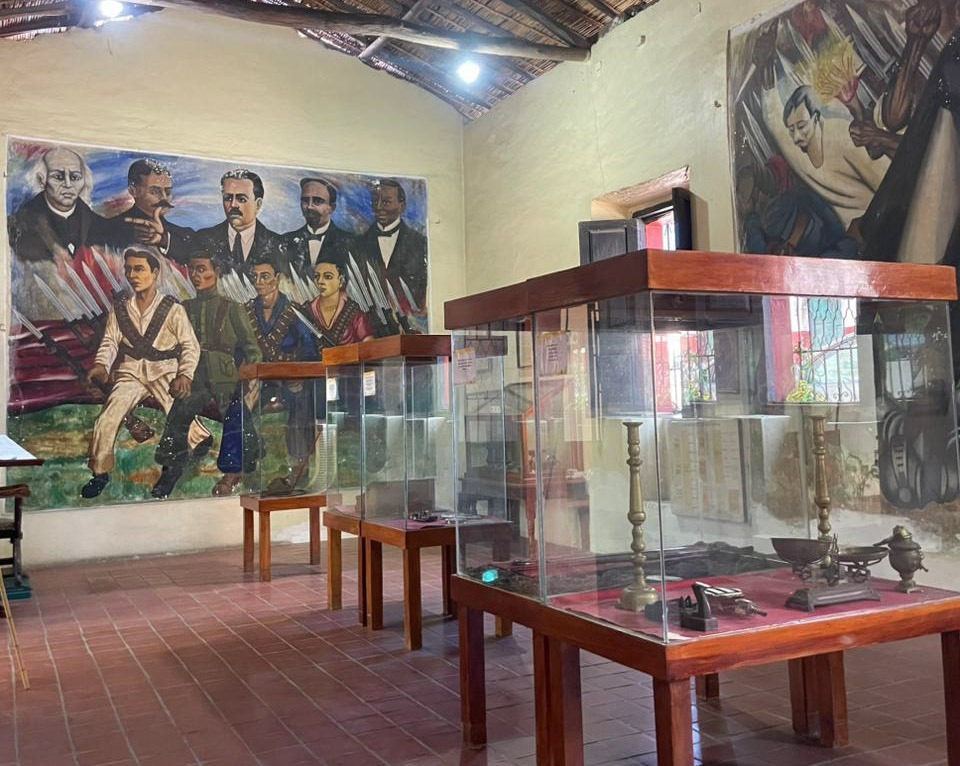 Descubre los museos comunitarios, sitios con vestigios arqueológicos e indumentaria tradicional Descubre los museos comunitarios, sitios con vestigios arqueológicos e indumentaria tradicional