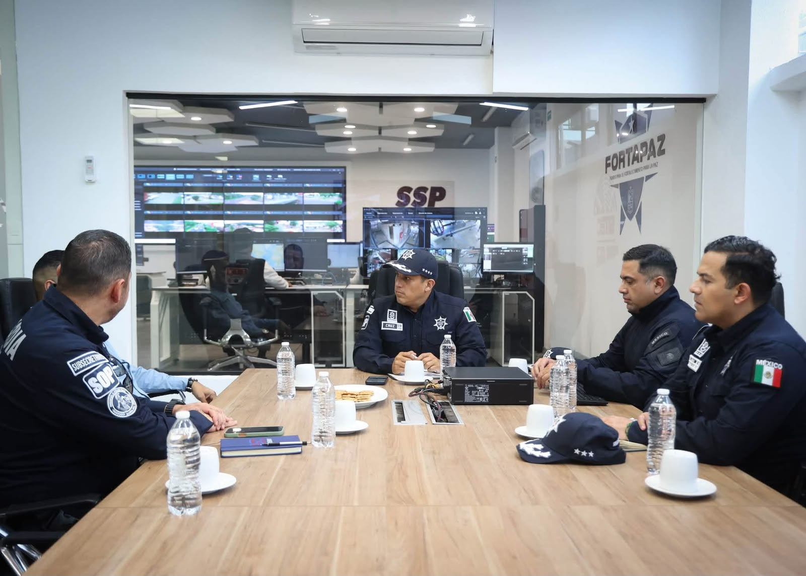SSP fortalece coordinación con autoridades de EE.UU. para reforzar seguridad en la región aguacatera