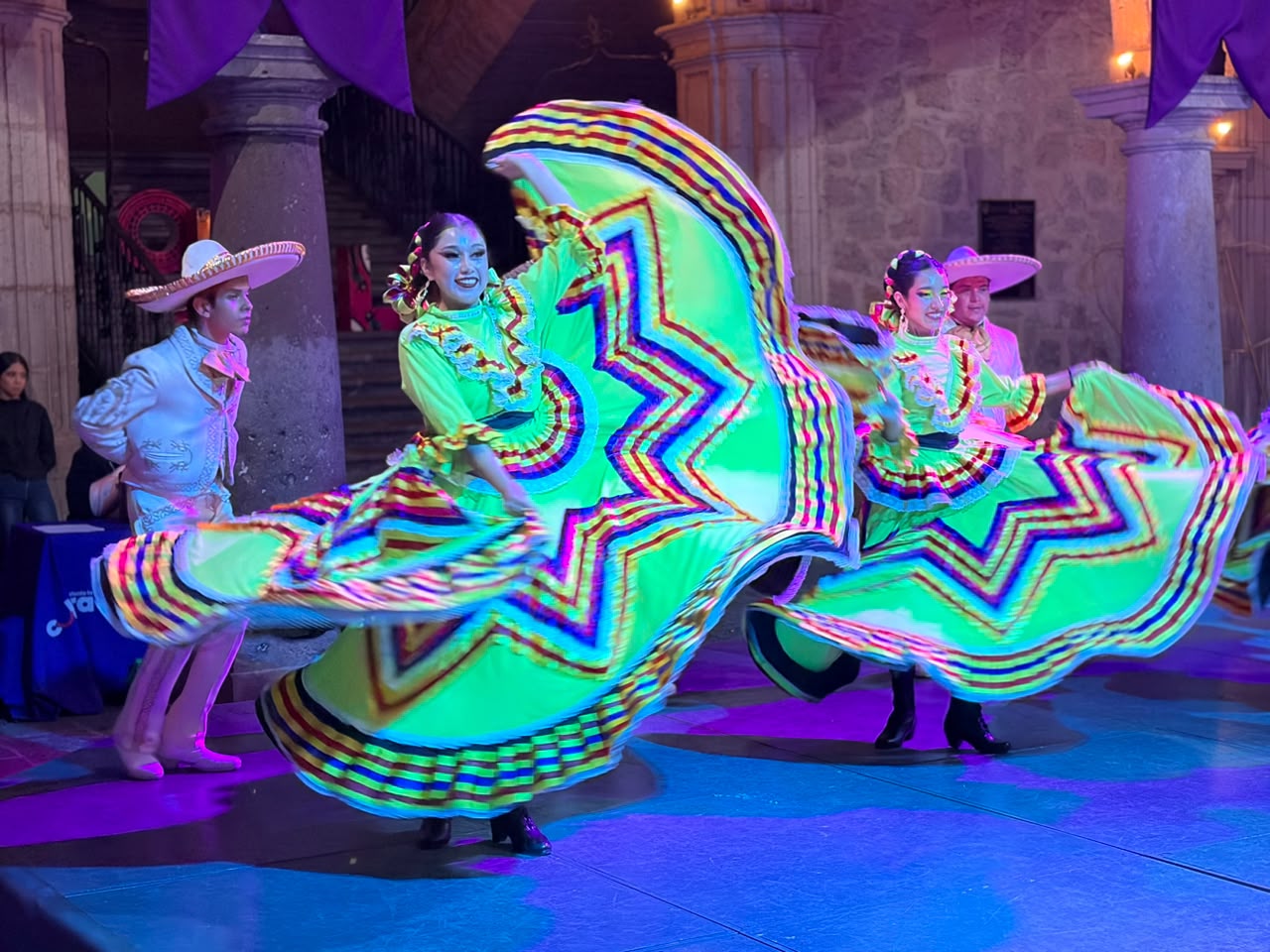 Palacio Municipal brilló con el Ballet Folklórico del Ayuntamiento de Morelia