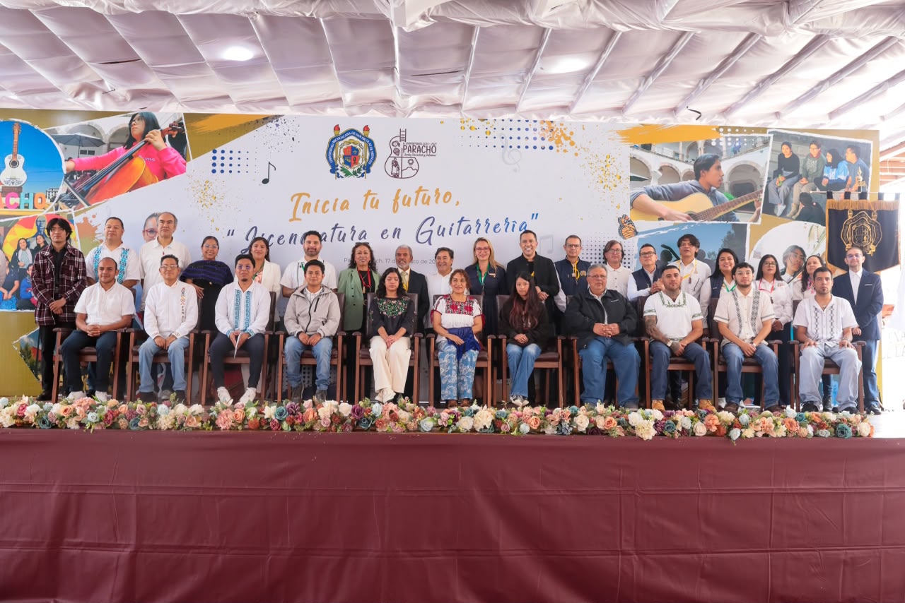 Con la licenciatura en guitarrería, la UMSNH y el Ayuntamiento dejan un legado para Paracho: Yarabí Ávila Con la licenciatura en guitarrería, la UMSNH y el Ayuntamiento dejan un legado para Paracho: Yarabí Ávila