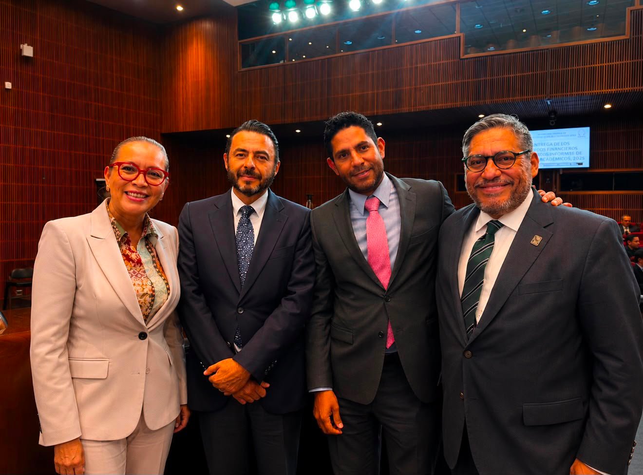 Administración de Yarabí Ávila cumple; entrega estados financieros auditados y avances académicos a la comisión de vigilancia de la ASF Administración de Yarabí Ávila cumple; entrega estados financieros auditados y avances académicos a la comisión de vigilancia de la ASF