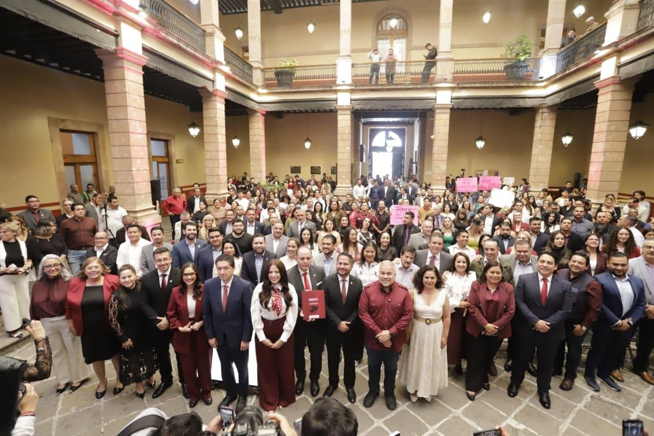 Presenta grupo parlamentario de Morena, segundo informe Legislativo