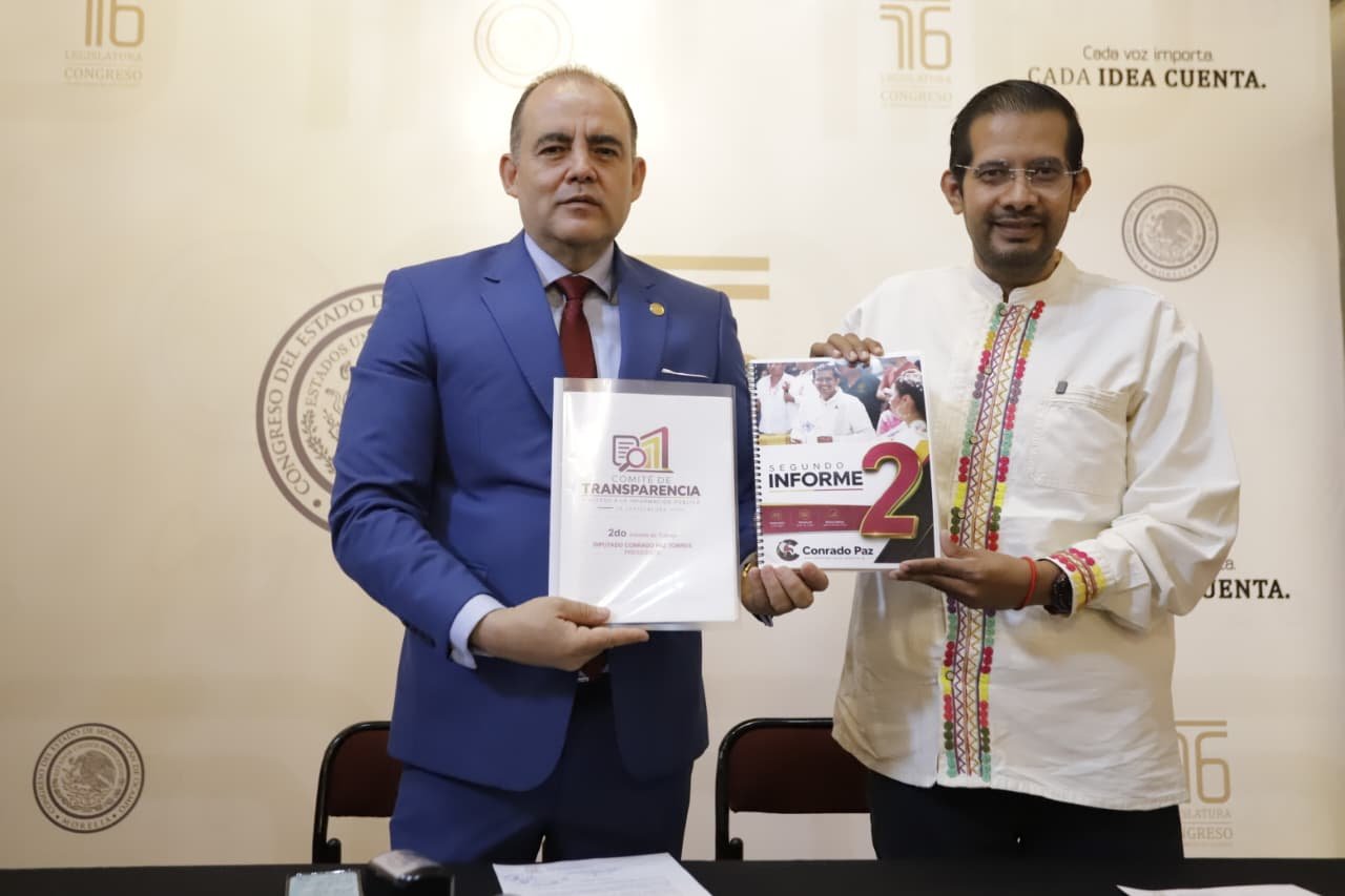 Conrado Paz hace entrega de su Segundo Informe de Actividades Legislativas Conrado Paz hace entrega de su Segundo Informe de Actividades Legislativas