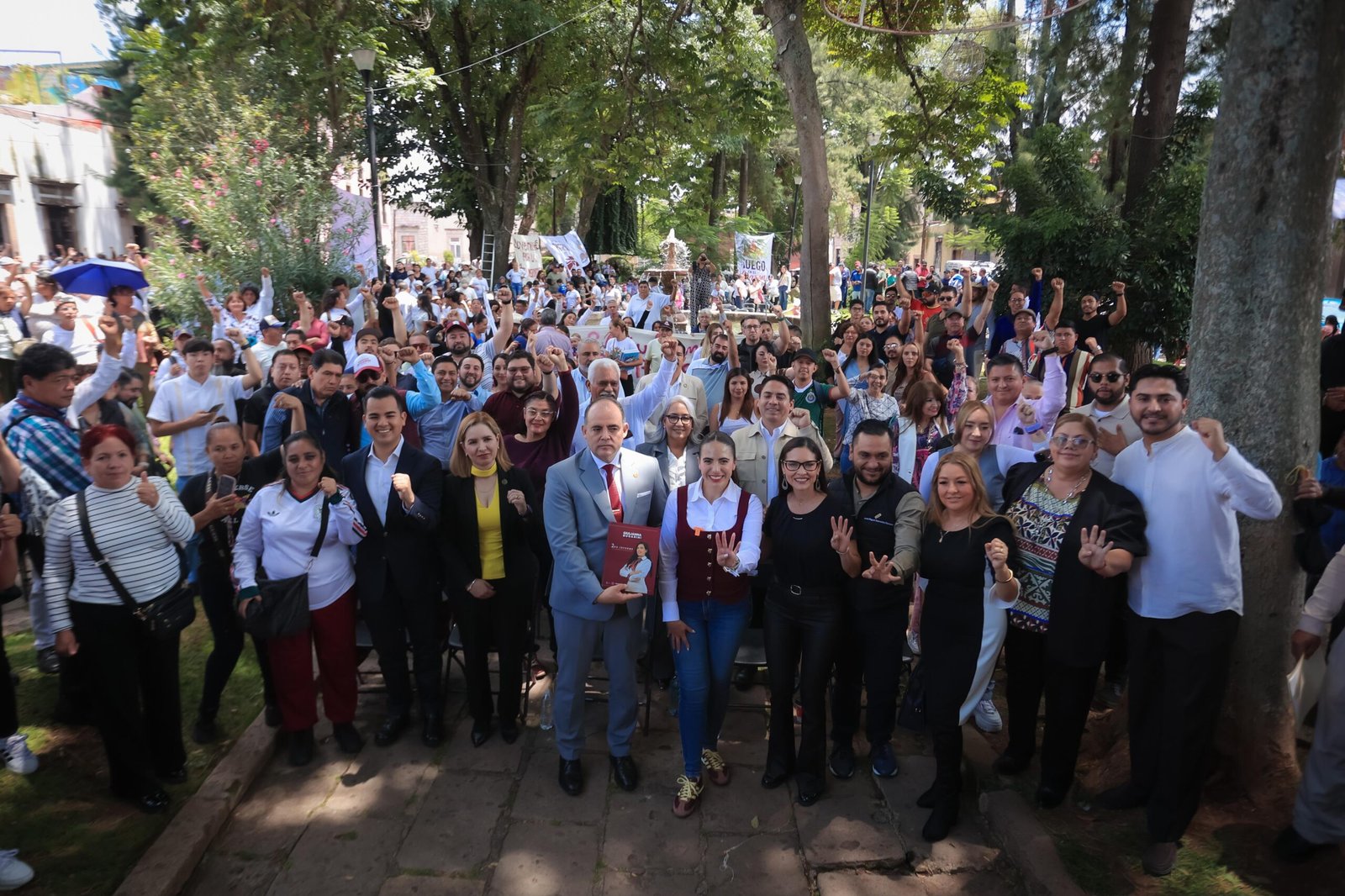 Presenta Giulianna Bugarini su Segundo Informe Legislativo en Morelia