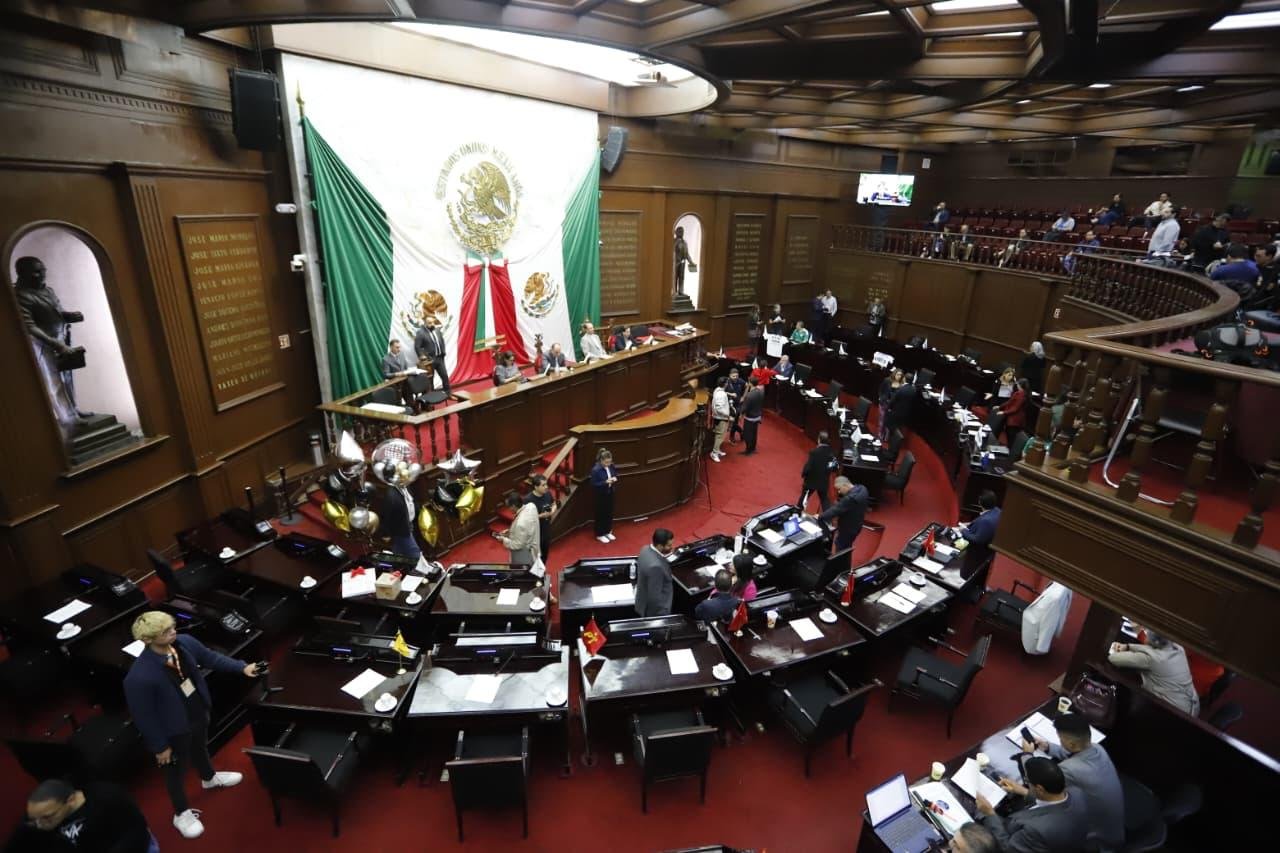 Cuidado del medio ambiente y bienestar de los animales, compromisos cumplidos de la 76 Legislatura durante el Segundo Año de labores Cuidado del medio ambiente y bienestar de los animales, compromisos cumplidos de la 76 Legislatura durante el Segundo Año de labores