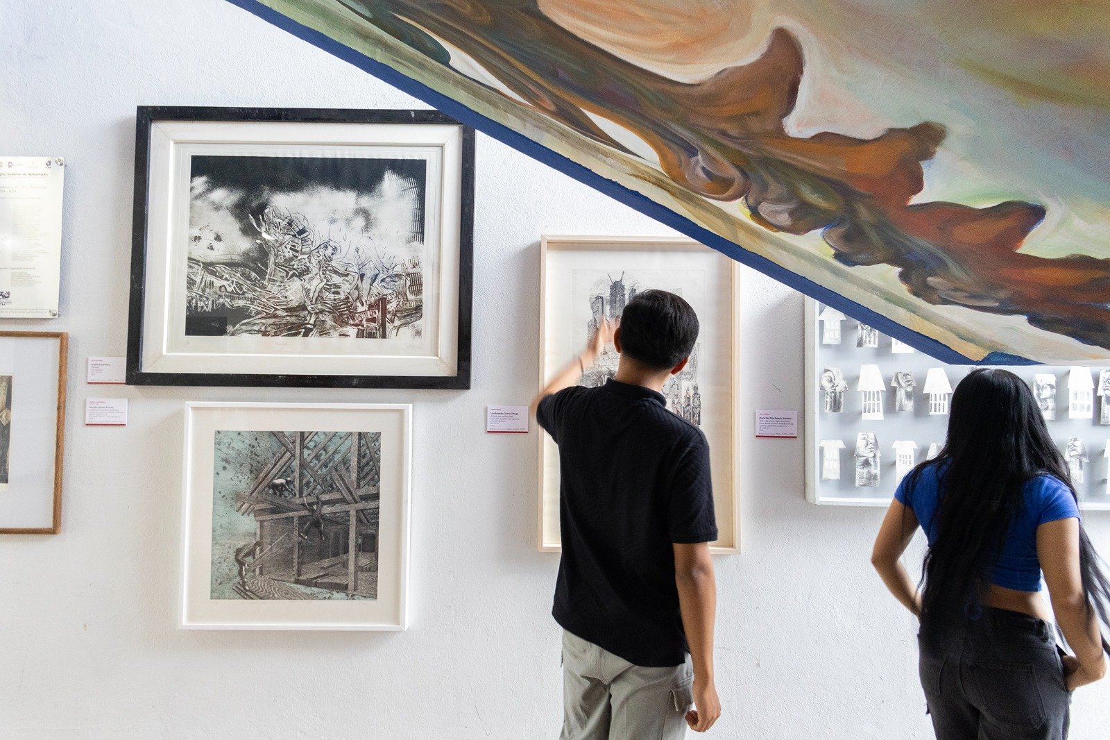 Llega a Apatzingán la exposición “Memoria y Materia” de la Bienal Alfredo Zalce