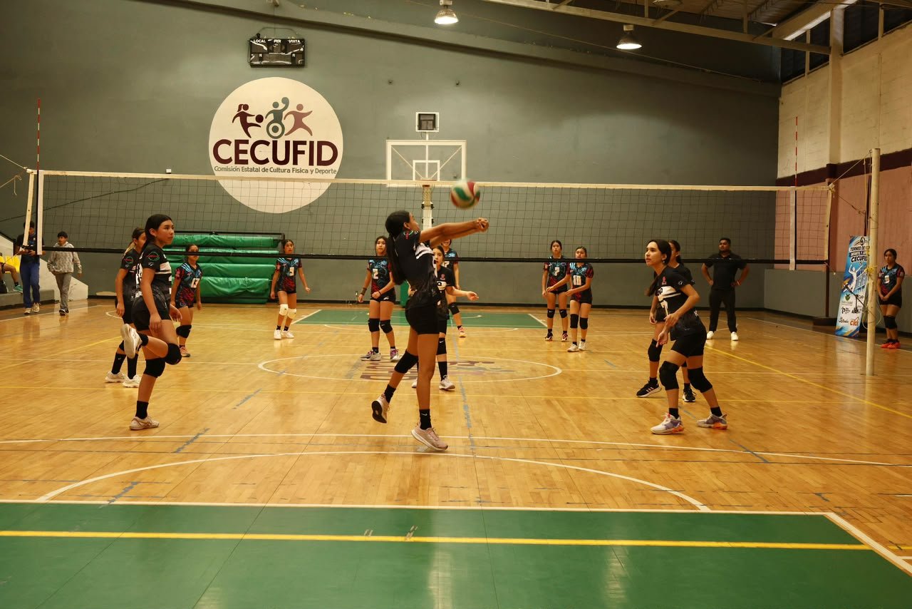Cecufid inaugura la tercera edición de la Liga Estudiantil de Voleibol