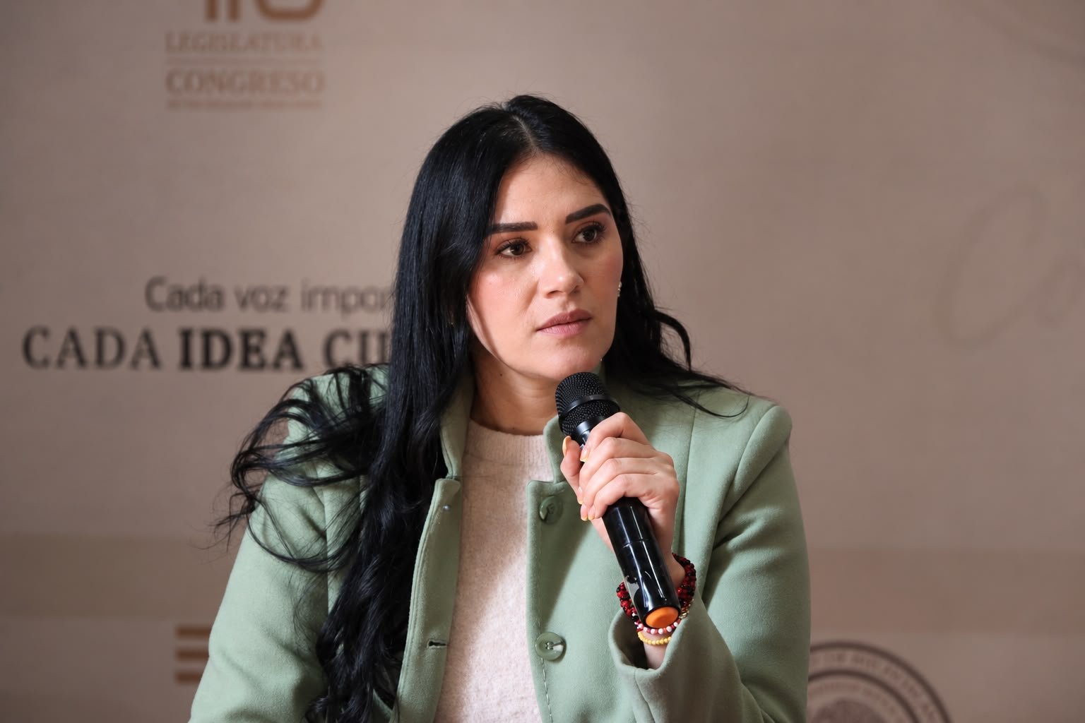 Condena Diana Espinoza, violencia digital en su contra Condena Diana Espinoza, violencia digital en su contra