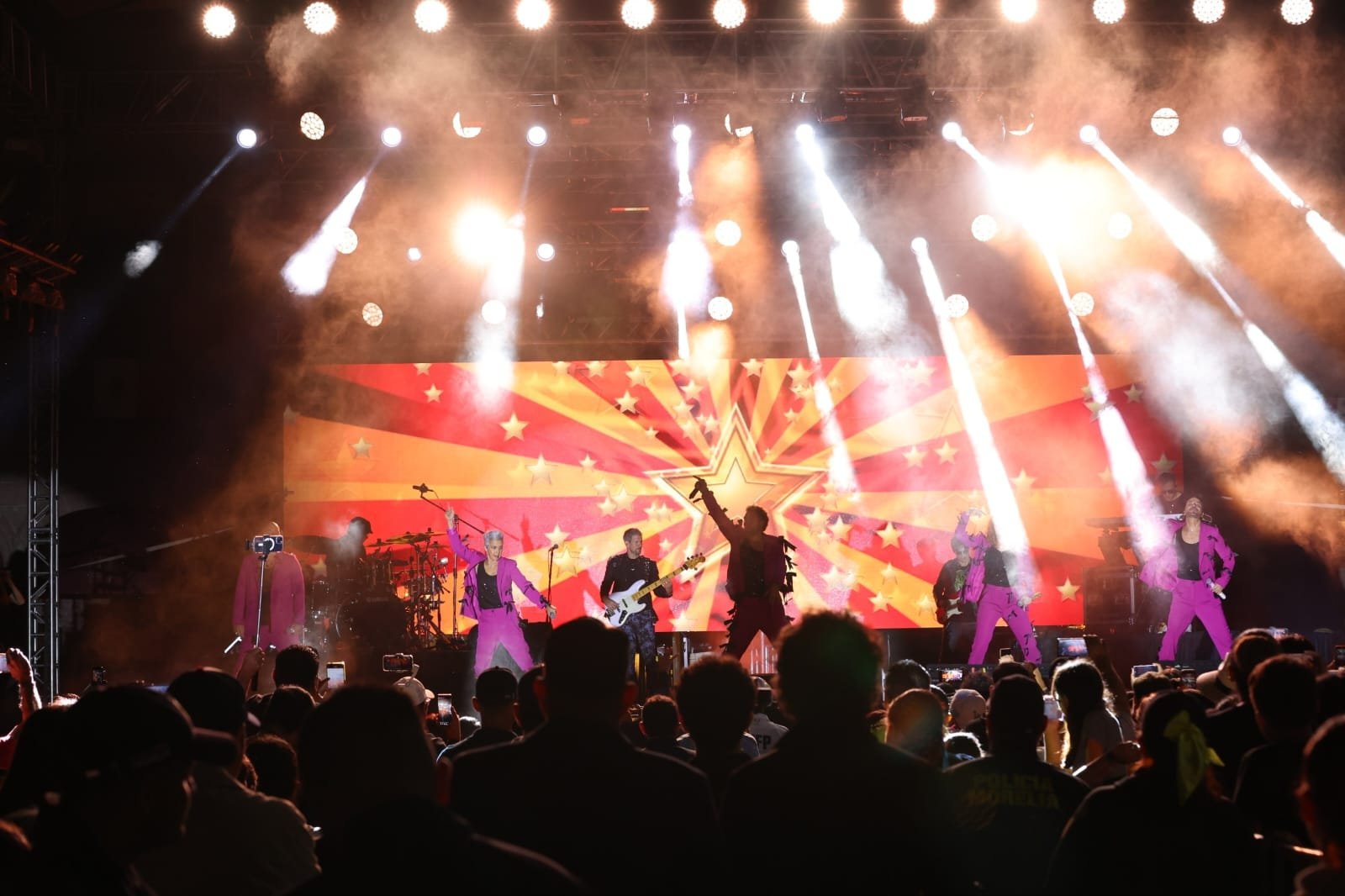 Kabah cierra Fiesta Moreliana