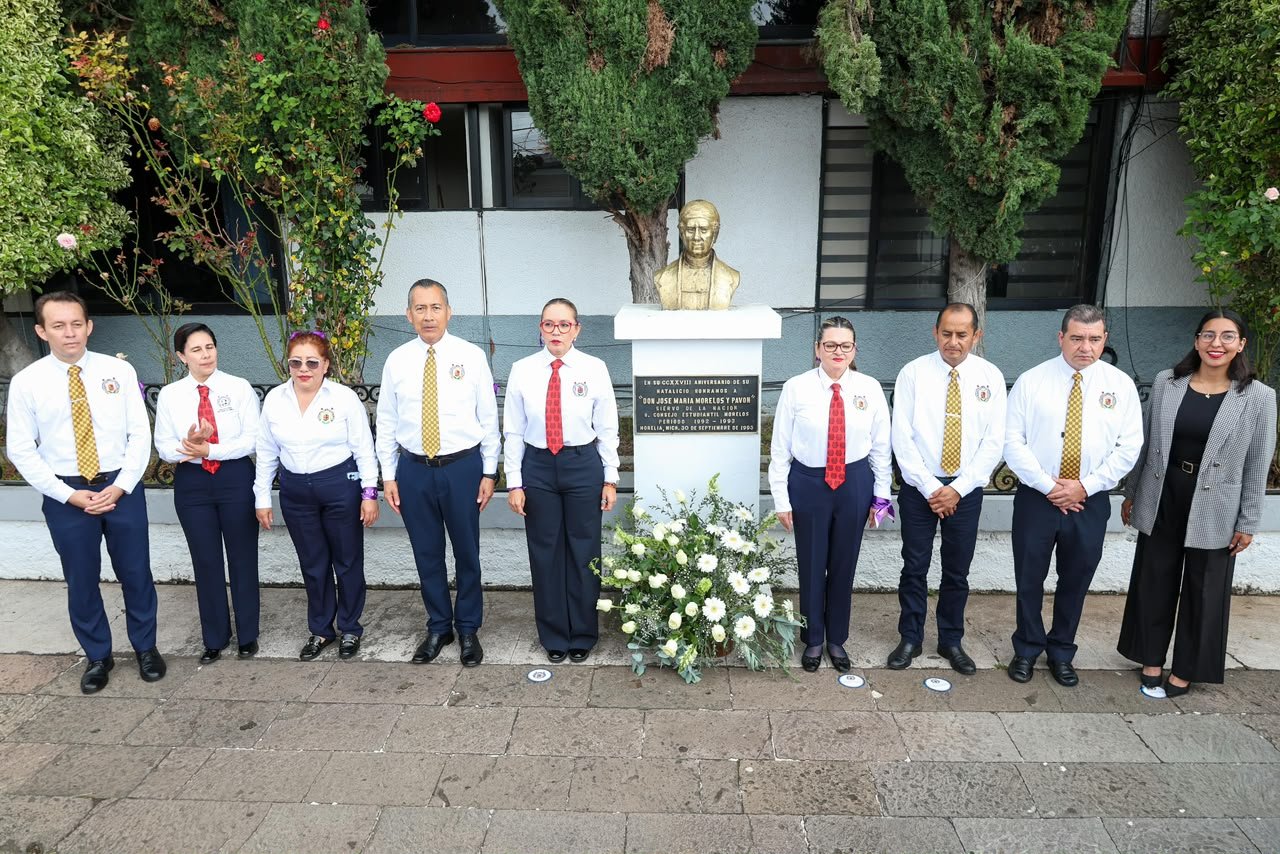 Que la autonomía siga siendo la columna de la UMSNH, se pronuncia Yarabí Ávila, al conmemorar el natalicio de Morelos