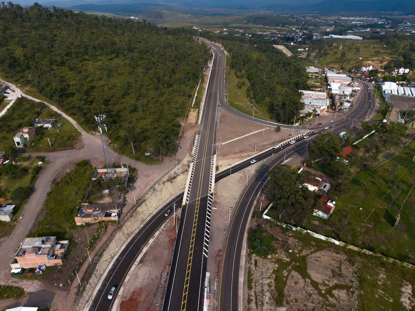 Con más de 3 mil 198 mdp, avanza construcción del segundo periférico de Morelia: ARB