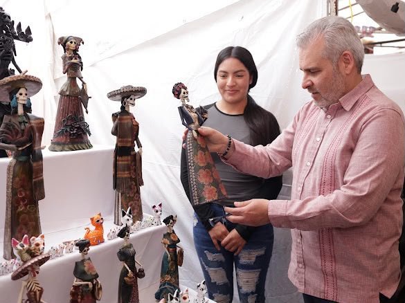 Destaca ARB consolidación de la Feria de la Catrina, al pasar de 20 a 260 artesanos