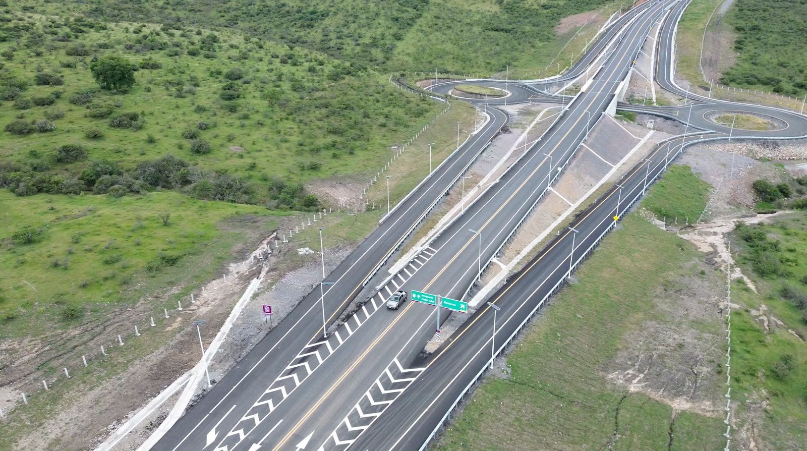 Segundo anillo periférico avanza sin deuda pública y con inversión histórica: Rogelio Zarazúa Segundo anillo periférico avanza sin deuda pública y con inversión histórica: Rogelio Zarazúa