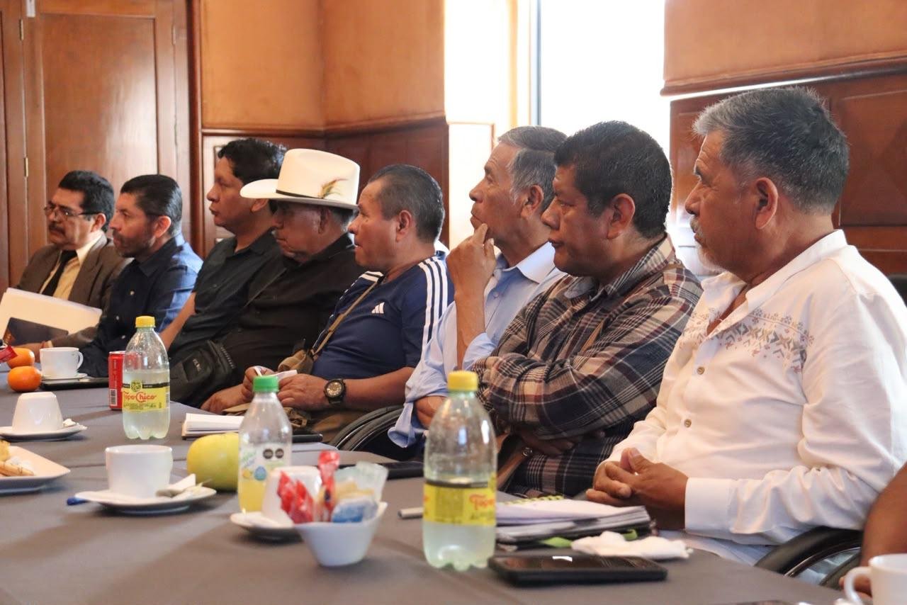 Gobierno estatal se alista junto con comunidades de la zona lacustre para la Noche de Muertos