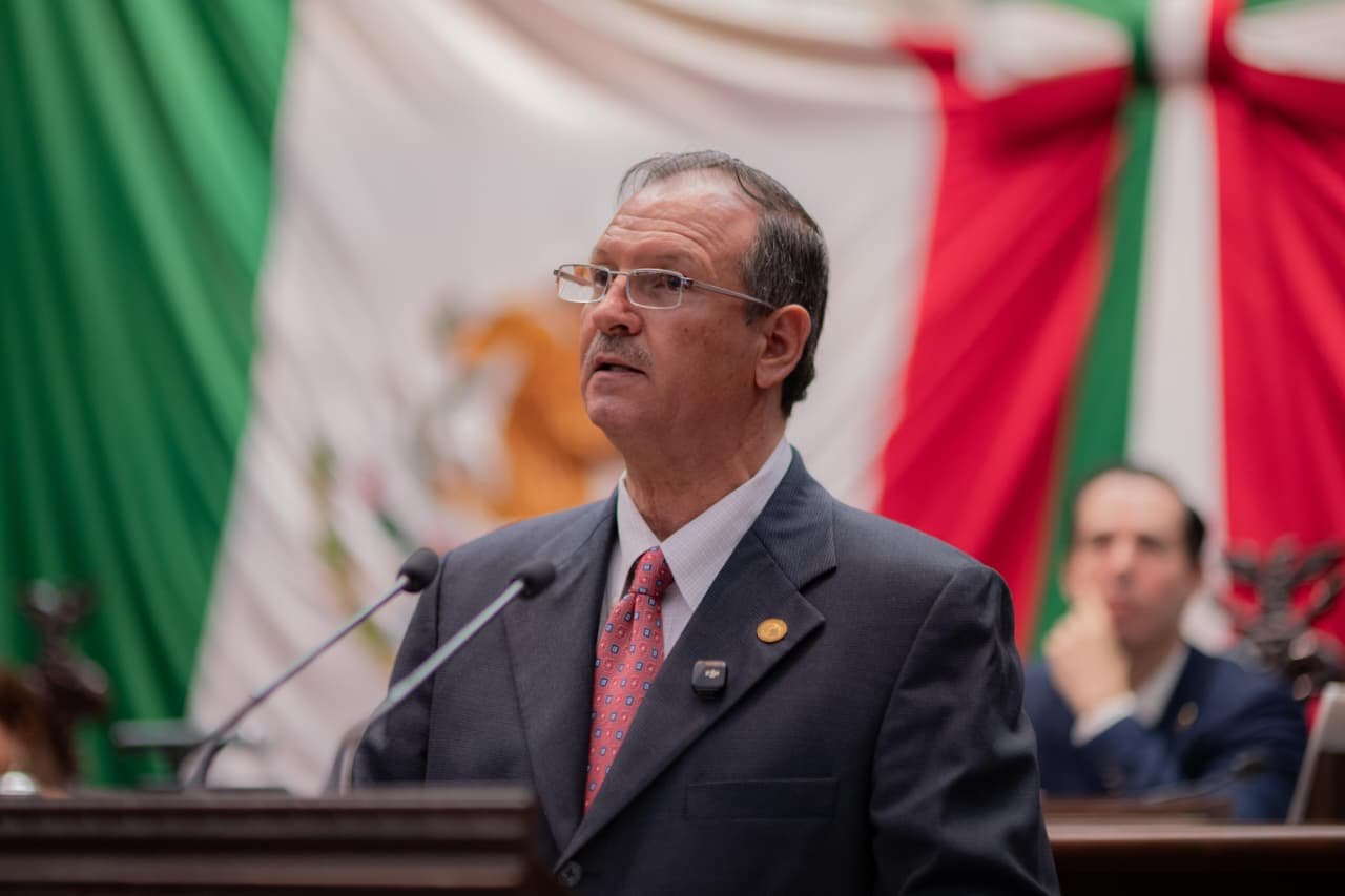 Presenta David Martínez Gowman iniciativa para blindar el patrimonio de las familias michoacanas y combatir el lavado de dinero Presenta David Martínez Gowman iniciativa para blindar el patrimonio de las familias michoacanas y combatir el lavado de dinero
