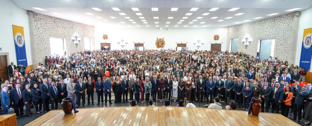 A poner su talento al servicio de Michoacán, llama Yarabí Ávila a recipiendarios del premio Padre de la Patria