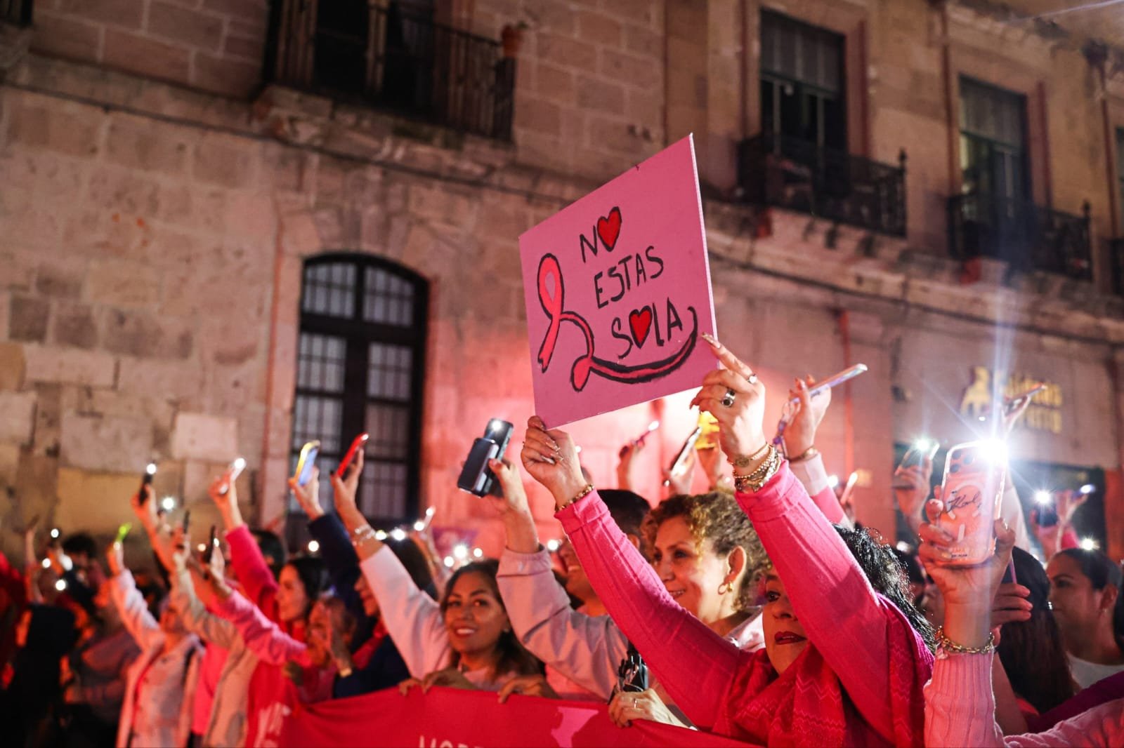 Familias llenan de esperanza las calles de Morelia con la Caminata Pinktate de Rosa Familias llenan de esperanza las calles de Morelia con la Caminata Pinktate de Rosa