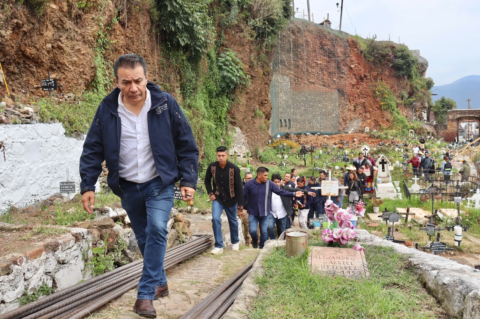 Sectur supervisa espacios turísticos en la ribera del lago de Pátzcuaro rumbo a la Noche de Muertos Sectur supervisa espacios turísticos en la ribera del lago de Pátzcuaro rumbo a la Noche de Muertos