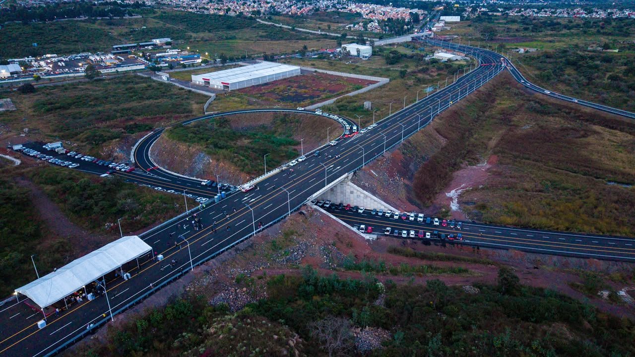 Abren circulación del distribuidor vial de Tacícuaro