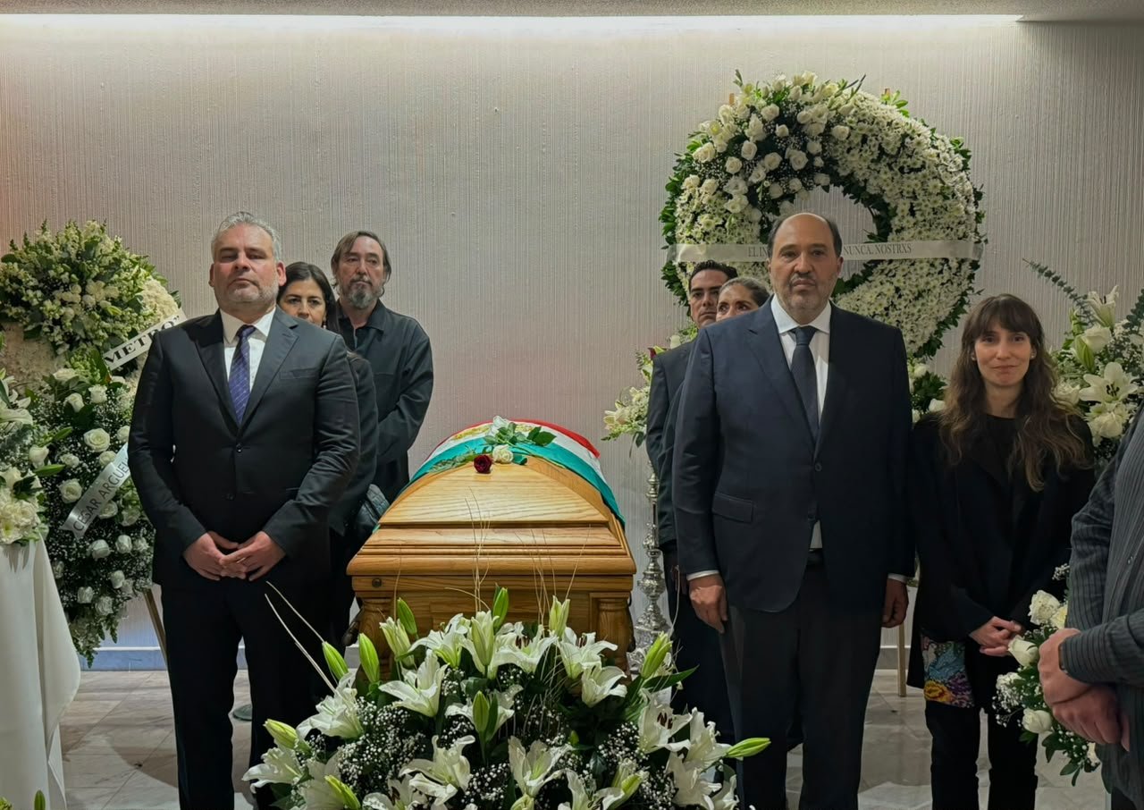 En compañía de su familia, ARB despide al ingeniero Cárdenas y reconoce su papel en el México moderno